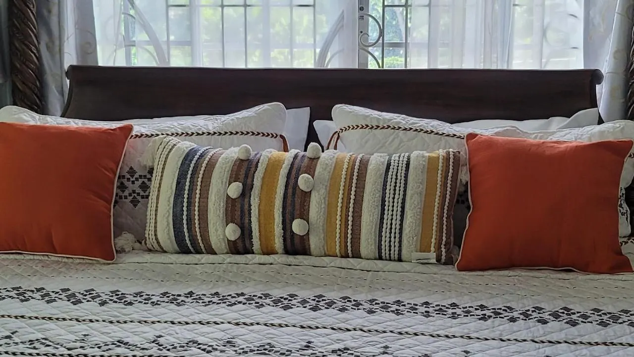 Elizabeth Retreat - Island Time Villa Ocho Rios Feriehus