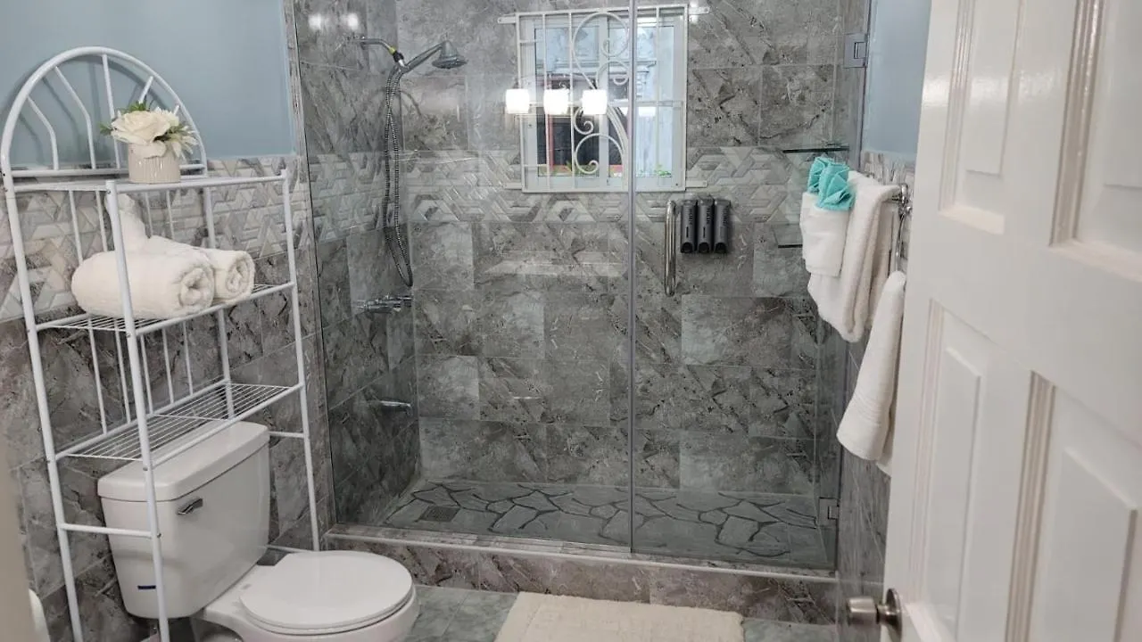 Feriehus Elizabeth Retreat - Island Time Villa Ocho Rios Jamaica
