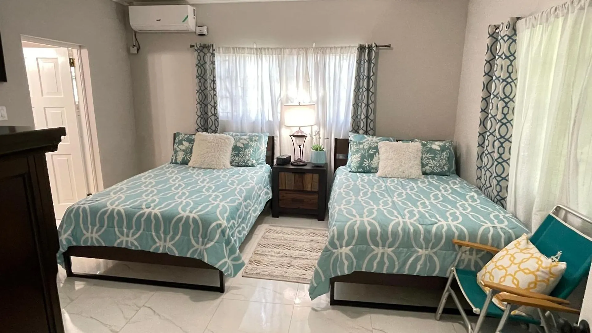 Elizabeth Retreat - Island Time Villa Ocho Rios