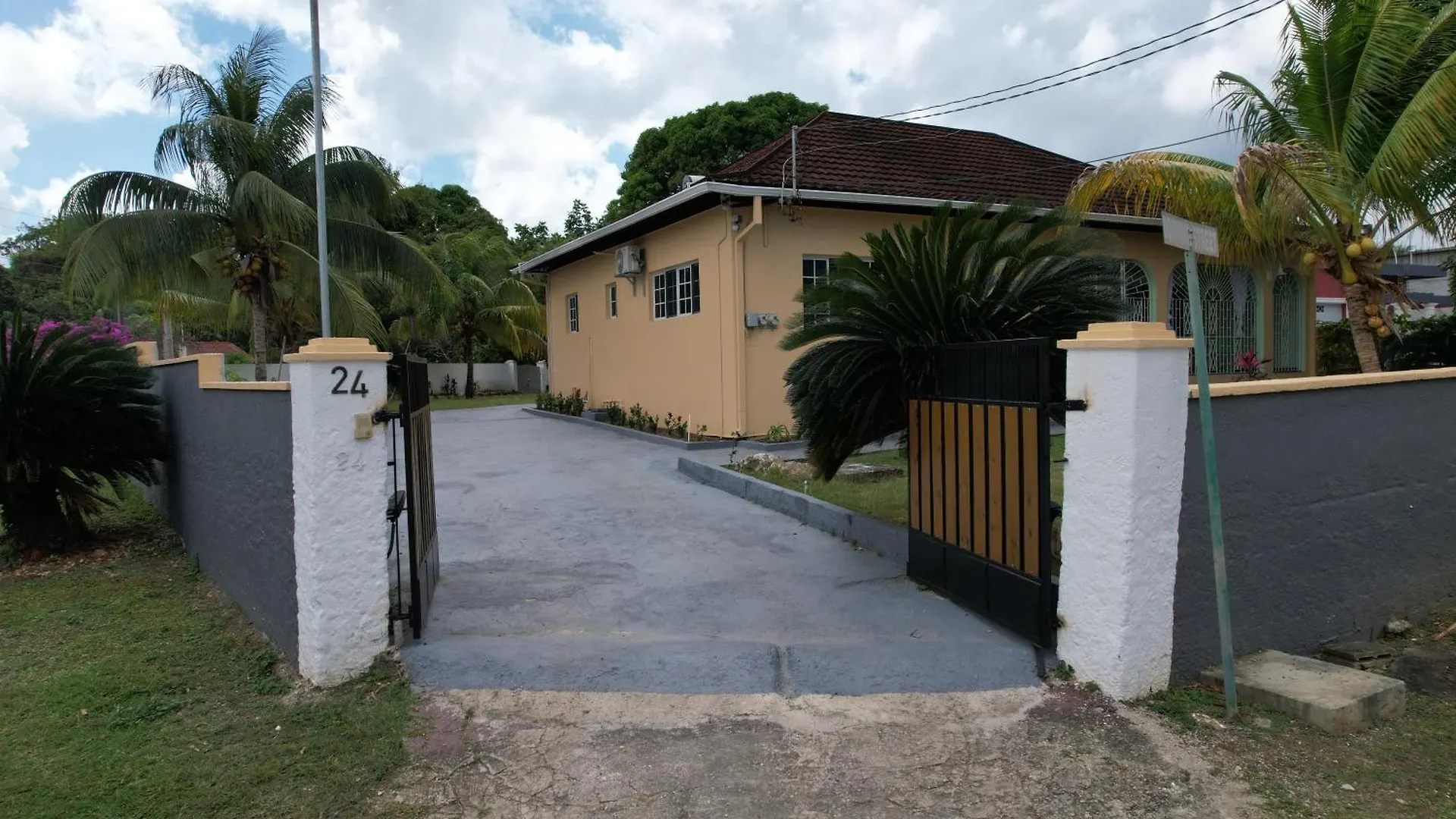 Elizabeth Retreat - Island Time Villa Ocho Rios Feriehus
