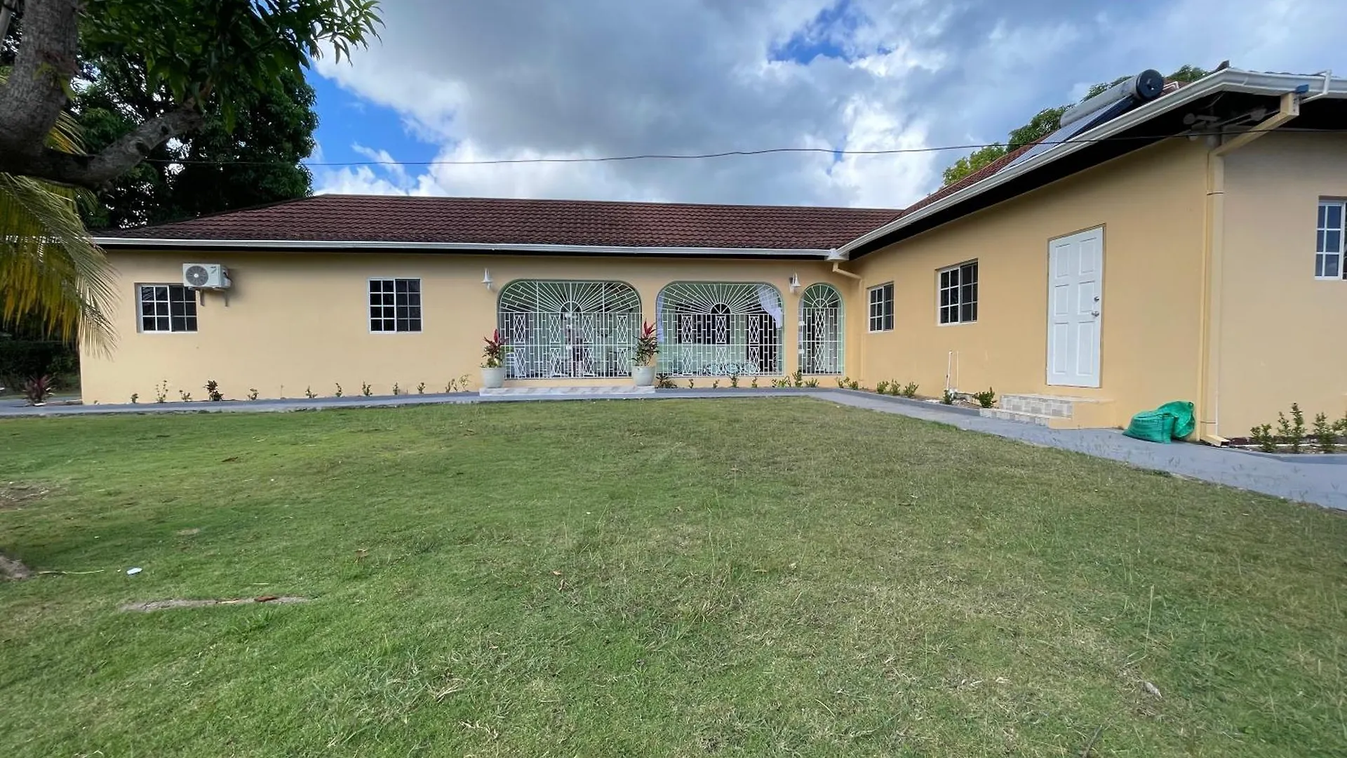 Elizabeth Retreat - Island Time Villa Ocho Rios